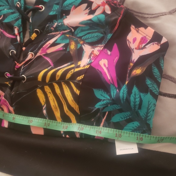 Old Navy Tropical Print Halter Bikini Top - Picture 4 of 4